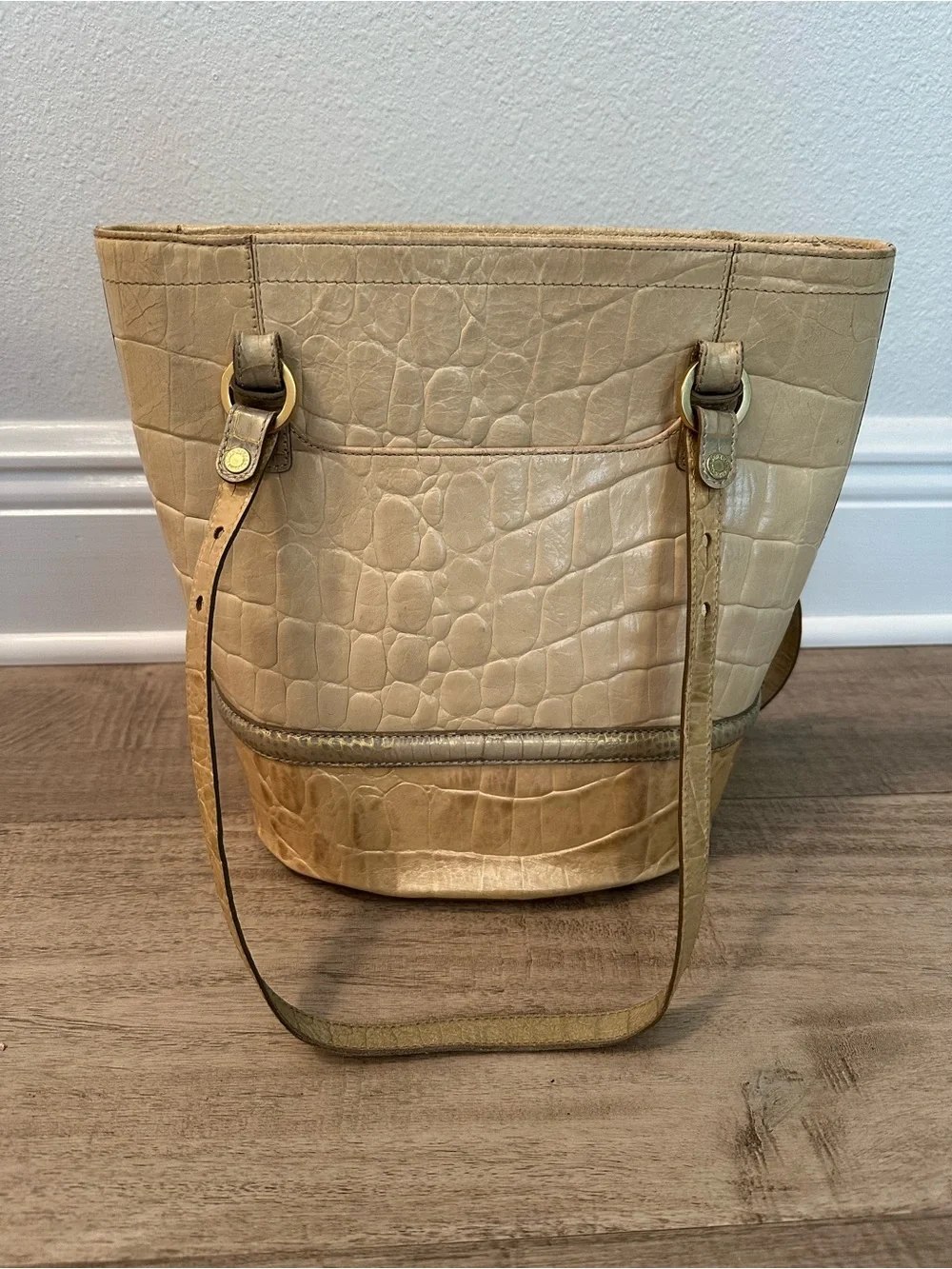 Brahmin Cream Croc-Embossed Leather Tote with Gold Charm - Picture 3 of 6
